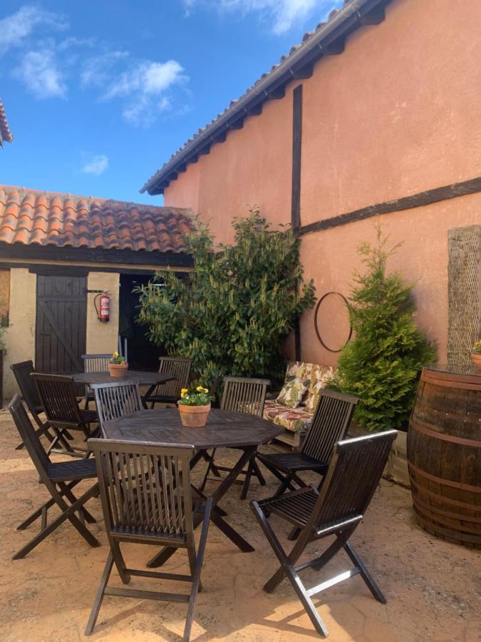 Casa Rural Dos Reales San Cristobal de Boedo Esterno foto
