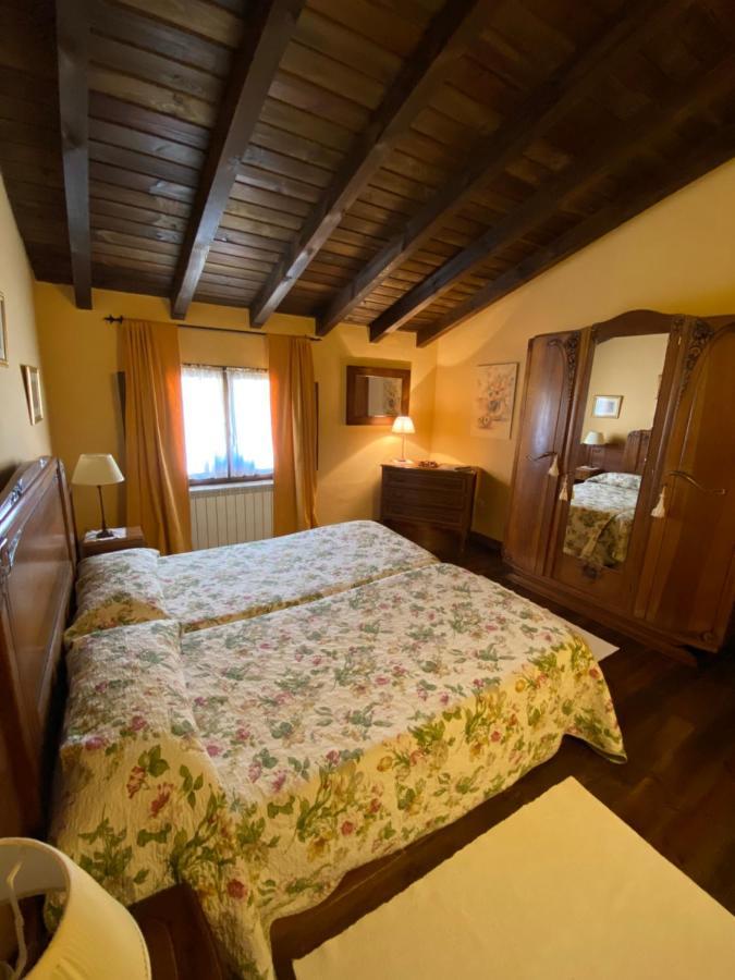 Casa Rural Dos Reales San Cristobal de Boedo Esterno foto