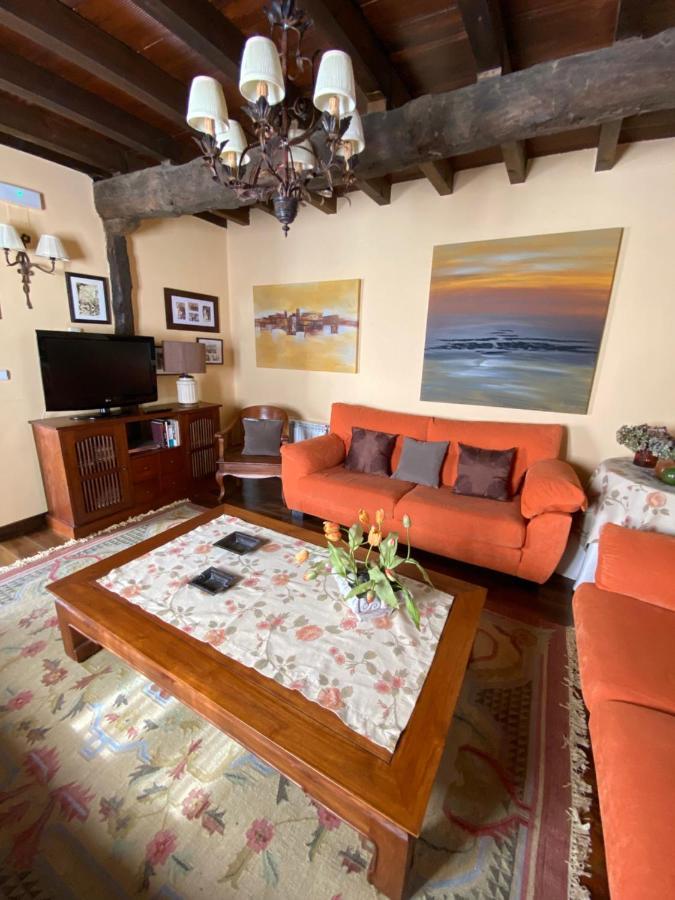 Casa Rural Dos Reales San Cristobal de Boedo Esterno foto