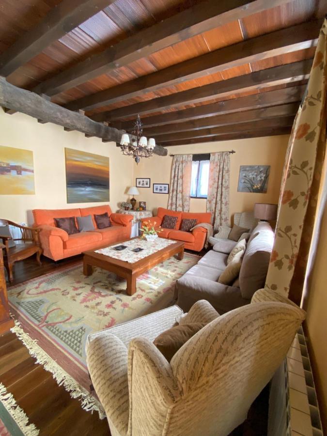 Casa Rural Dos Reales San Cristobal de Boedo Esterno foto
