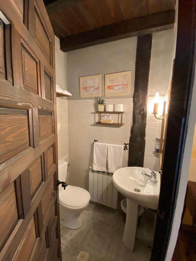 Casa Rural Dos Reales San Cristobal de Boedo Esterno foto
